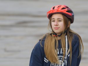 10 rzeczy, które warto wiedzieć przed zakupem kasku rowerowego